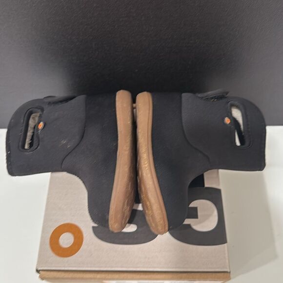 Kids Bogs Boots - Picture 5 of 8